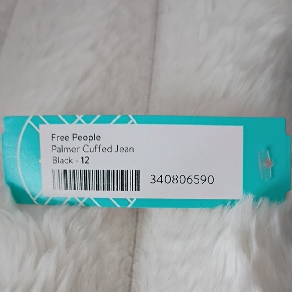 NWT We The Free Palmer Cuffed Jeans, 12/31 - Picture 8 of 11